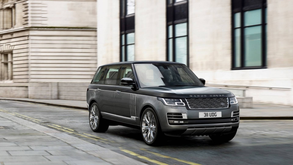 range rover the he 5 se doi dau bentley bentayga va rr cullinan