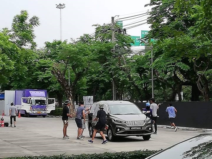 he lo anh thuc te suzuki ertiga 2018 chay thu o thai lan