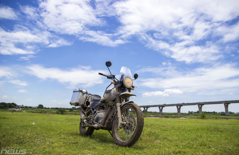 Nửa ngày "phiêu lưu" cùng Royal Enfield Himalayan nua ngay phieu luu cung royal enfield himalayan