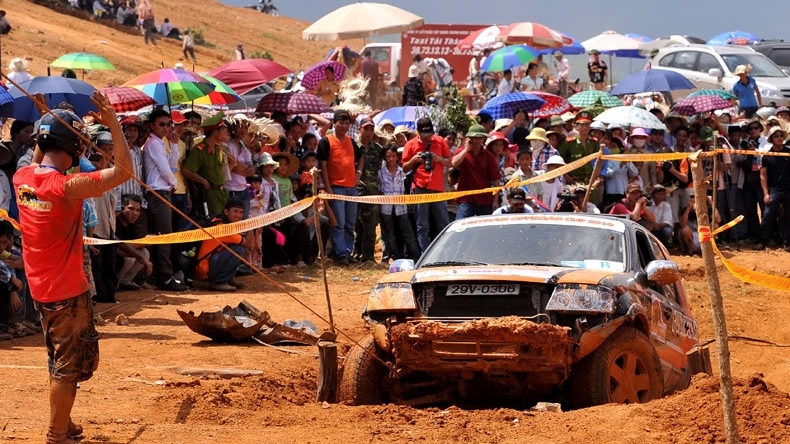 [VOC 2017] Khán giả cần chú ý gì khi đi xem off-road ?
