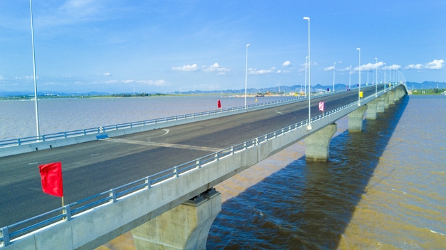 Hải Phòng: Cầu vượt biển gần 12.000 tỷ đồng sắp thông xe hai phong cau vuot bien gan 12000 ty dong sap thong xe