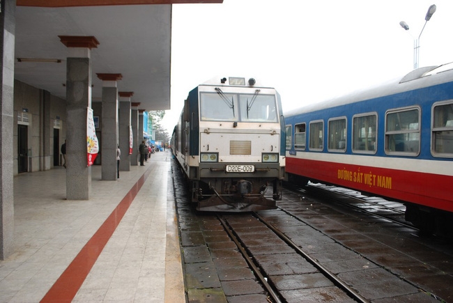 Tăng cường 26 đoàn tàu khách phục vụ lễ 2/9 tang cuong 26 doan tau khach phuc vu le 29