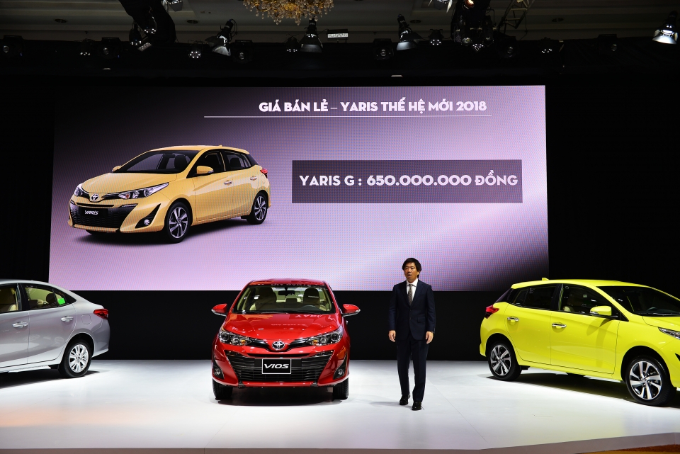 Bộ đôi Toyota Vios và Yaris mới chính thức ra mắt khách hàng Việt bo doi toyota vios va yaris moi chinh thuc ra mat khach hang viet