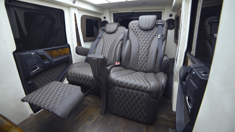 choang ngop suv limousine mercedes amg g63 chong dan gia gan 12 trieu usd