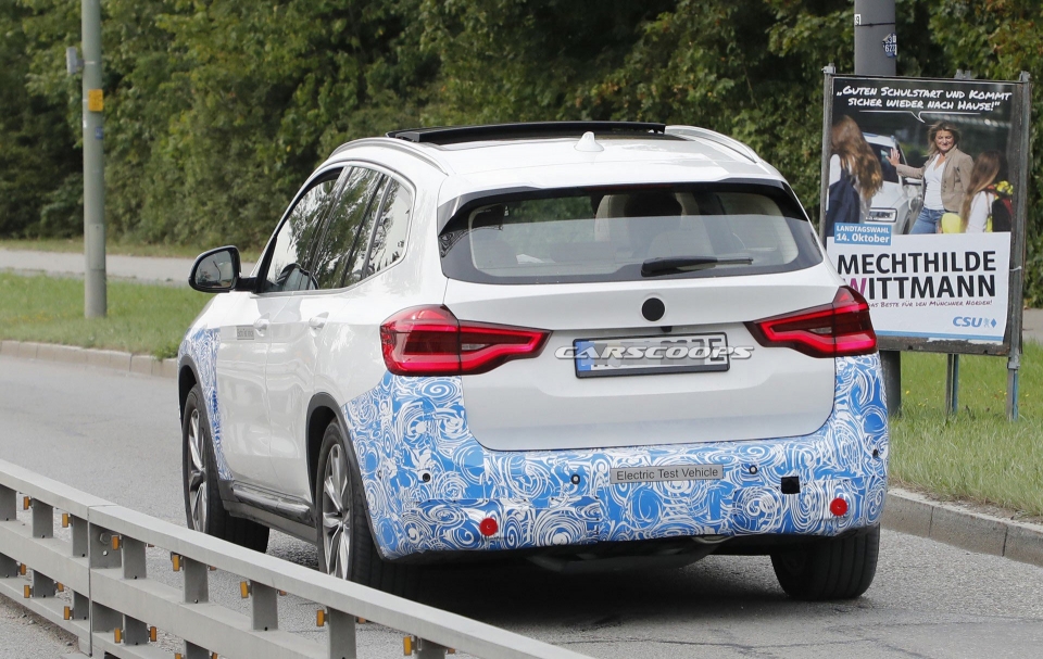 BMW thử nghiệm crossover chạy điện iX3 có khoảng hành trình hơn 400 km bmw thu nghiem crossover chay dien ix3 co khoang hanh trinh hon 400 km