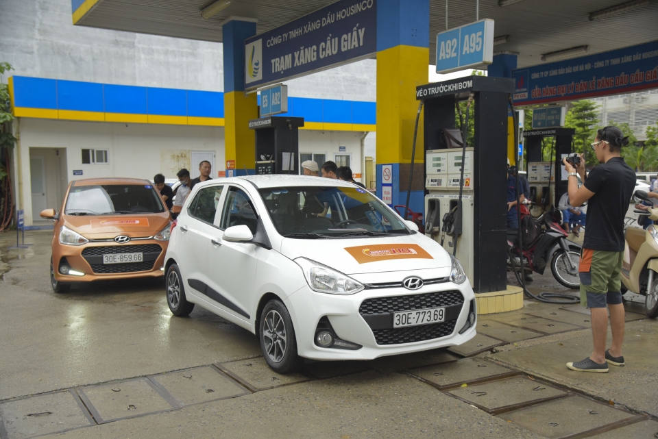 hyundai grand i10 ckd cho muc tieu thu nhien lieu an tuong 378l100km