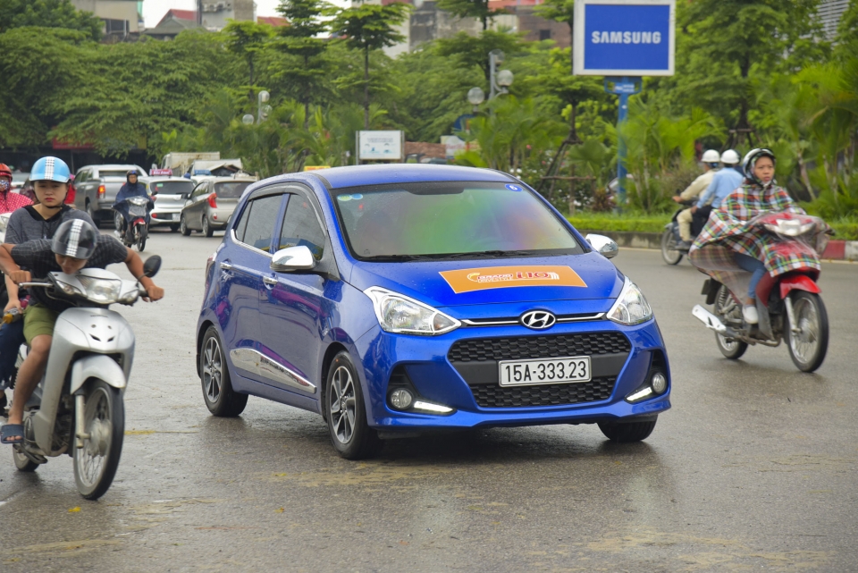hyundai grand i10 ckd cho muc tieu thu nhien lieu an tuong 378l100km