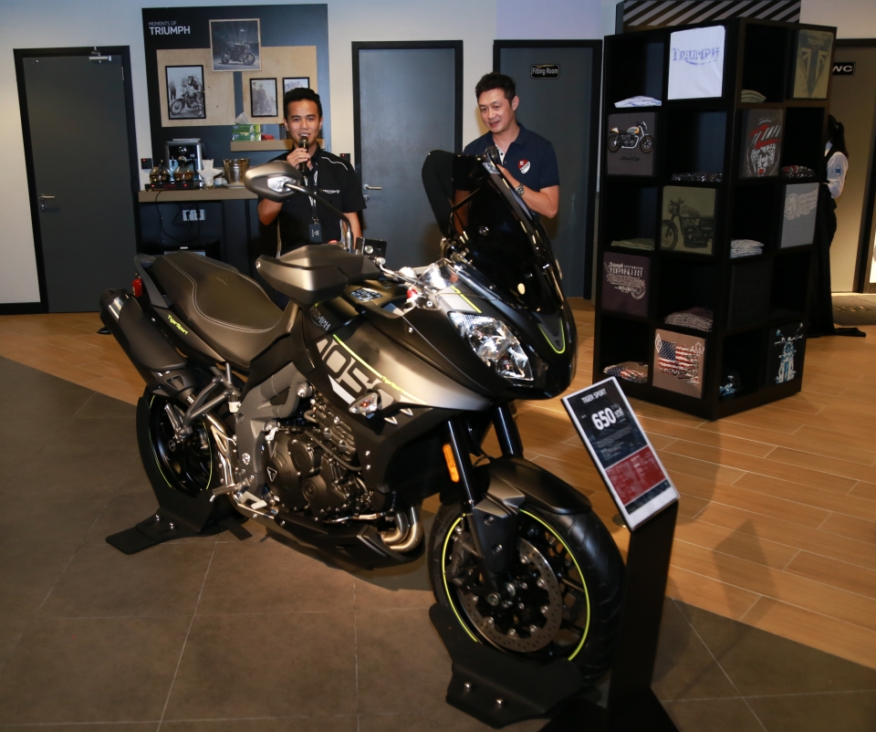 Triumph có đại lý chính hãng đầu tiên tại Việt Nam triumph co dai ly chinh hang dau tien tai viet nam