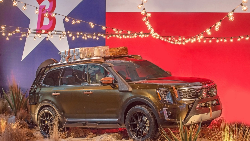 SUV 7 chỗ KIA Telluride bất ngờ trình diễn tại Mỹ