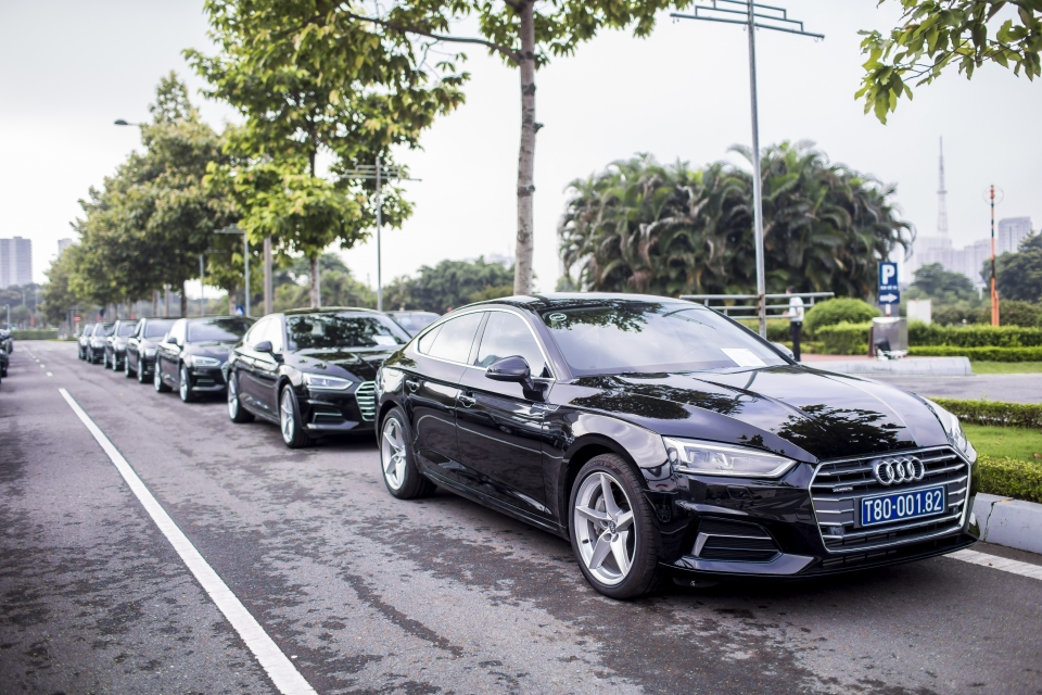 Dàn xe sang Audi đồng hành cùng Diễn đàn Kinh tế Thế giới audi dong hanh cung dien dan kinh te the gioi