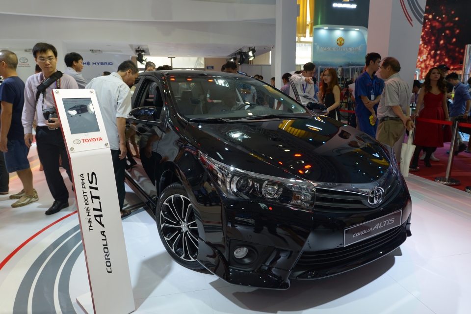 Tại sao miền Nam ưa chuộng Honda Civic hơn Toyota Corolla Altis ? tai sao nguoi mien nam ua chuong honda civic hon toyota corolla altis