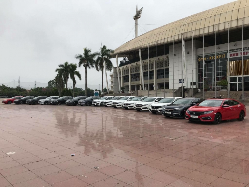 Tại sao miền Nam ưa chuộng Honda Civic hơn Toyota Corolla Altis ? tai sao nguoi mien nam ua chuong honda civic hon toyota corolla altis