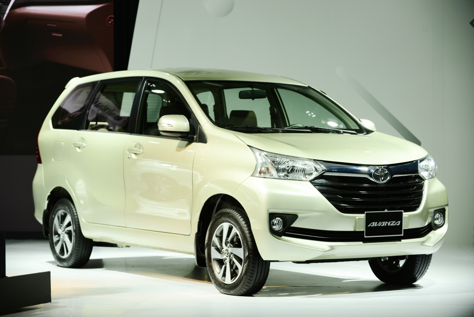 toyota wigo rush avanza chinh thuc ra mat khach hang viet