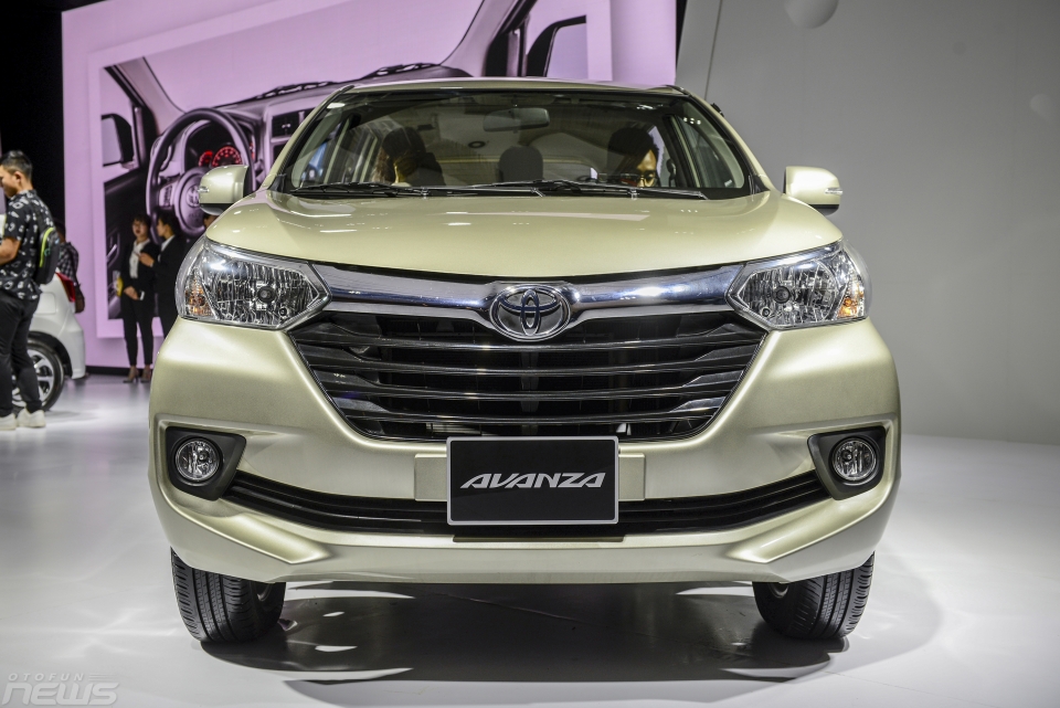 soi bo doi xe gia re toyota wigo va avanza