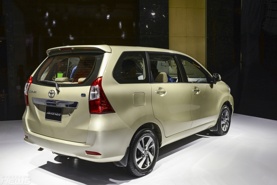 Toyota Avanza: MPV giá rẻ nhưng chưa thu hút người tiêu dùng Việt toyota avanza mpv gia re nhung dat