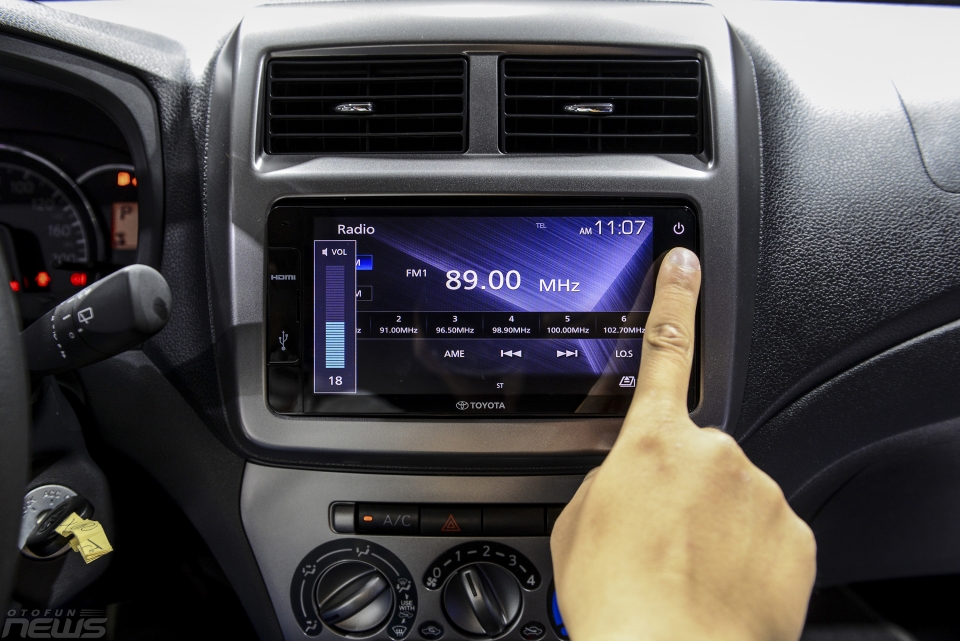 soi bo doi xe gia re toyota wigo va avanza