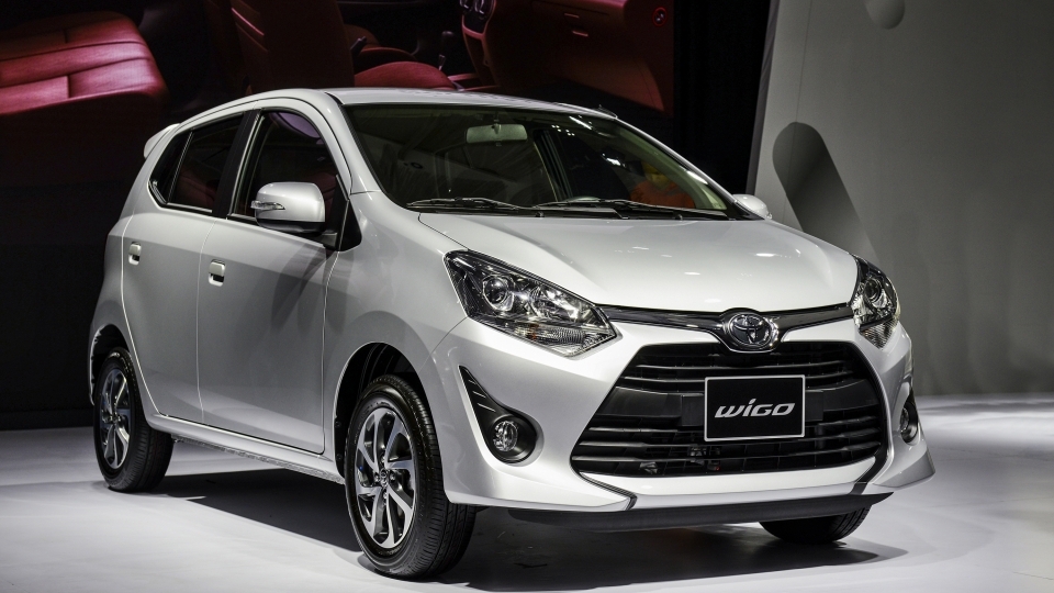 "Soi" bộ đôi xe giá rẻ Toyota Wigo và Avanza