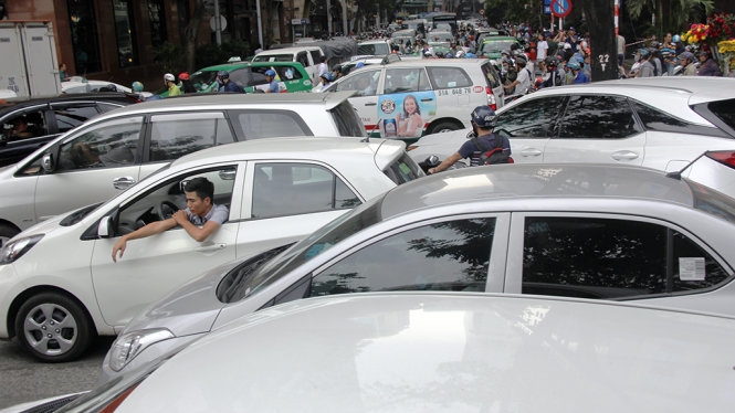 Sẽ thu phí ôtô vào trung tâm TP Hồ Chí Minh, thúc đẩy dùng xe công cộng se thu phi oto vao trung tam tp ho chi minh thuc day dung xe cong cong