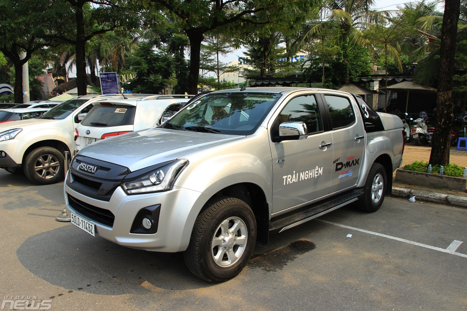 bang gia xe isuzu thang 72020 moi nhat