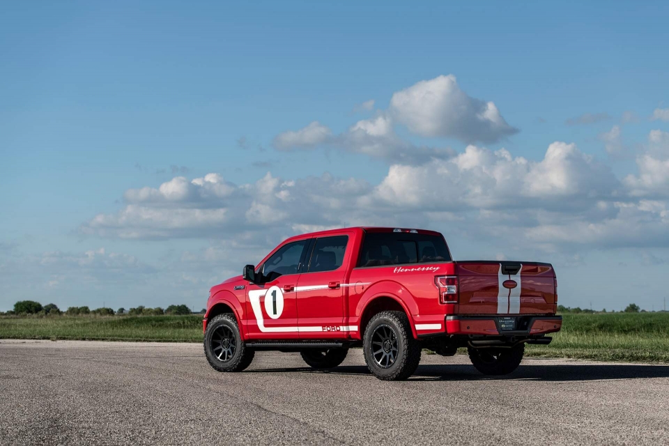 Hennessey trình làng "siêu" bán tải Ford F-150 mạnh 757 mã lực hennessey trinh lang sieu ban tai ford f 150 heritage edition 757 ma luc