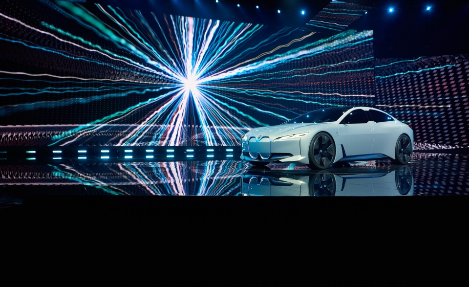 Xe điện BMW i4 sẽ hiện diện vào năm 2021 xe dien bmw i4 se hien dien vao nam 2021