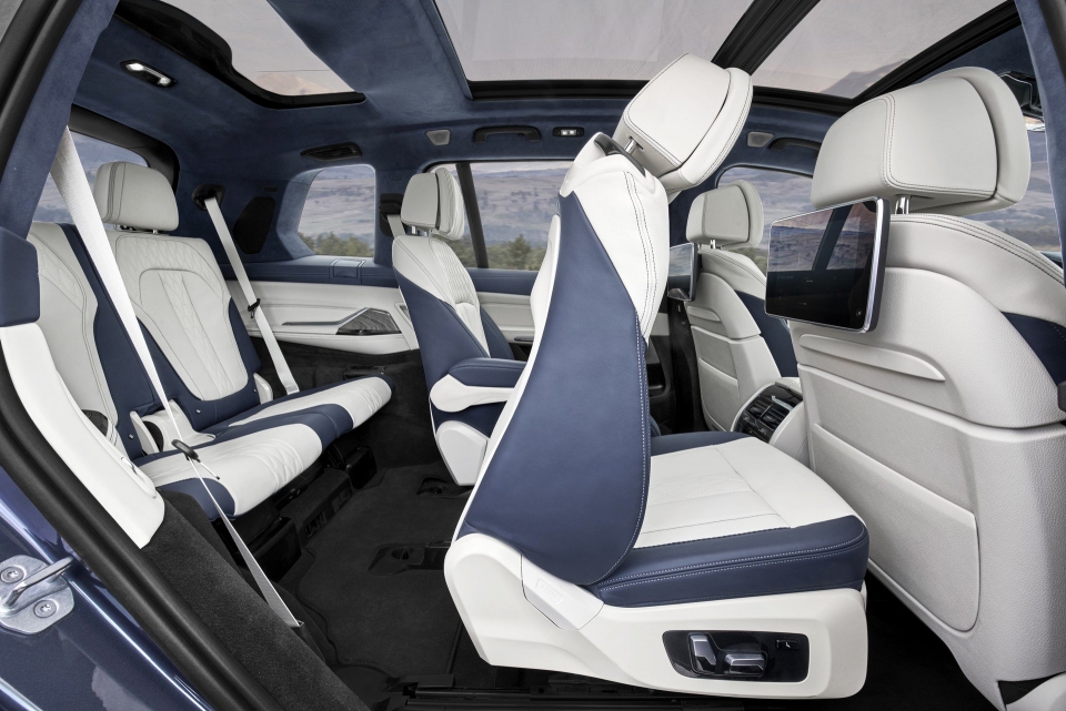 Hình ảnh đầu tiên về BMW X7 cạnh tranh Mercedes-Benz GLS hinh anh dau tien ve bmw x7 canh tranh mercedes benz gls