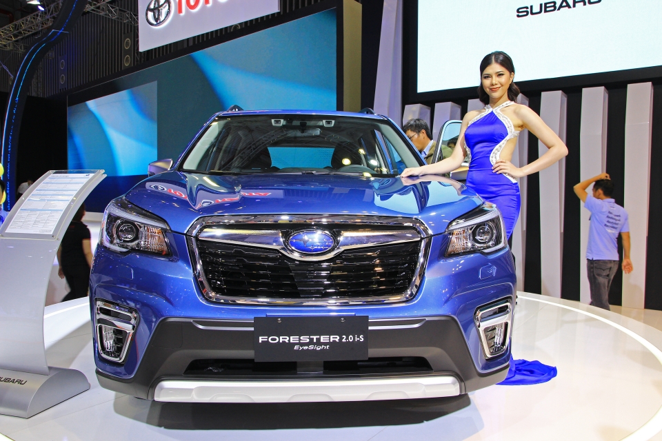 vms 2018 subaru forester 2018 cung mat than eyesight ra mat khach hang viet