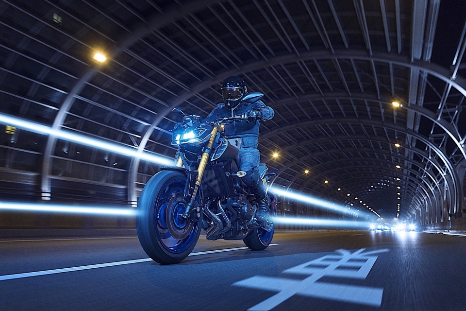 eicma 2017 yamaha trinh dien cap bai trung mt 07 va mt 09 sp 2018