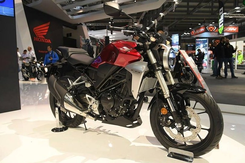 eicma 2017 chi tiet honda cb300r nakedbike cho nguoi huong den trai nghiem cam lai