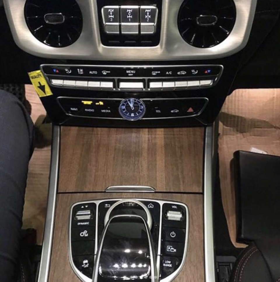 Hé lộ nội thất "Vua địa hình" Mercedes-Benz G-Class thế hệ 2018 he lo noi that vua dia hinh mercedes benz g class the he 2018