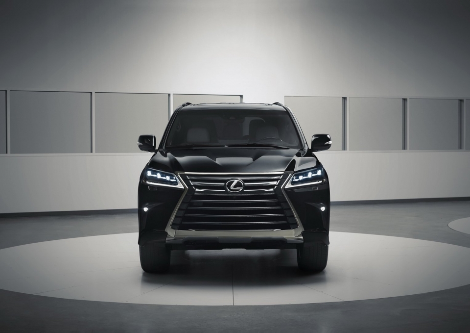 Lexus LX570 Inspire Series bản đặc biệt giá 100 nghìn USD lexus lx570 inspire series co gia 100420 usd