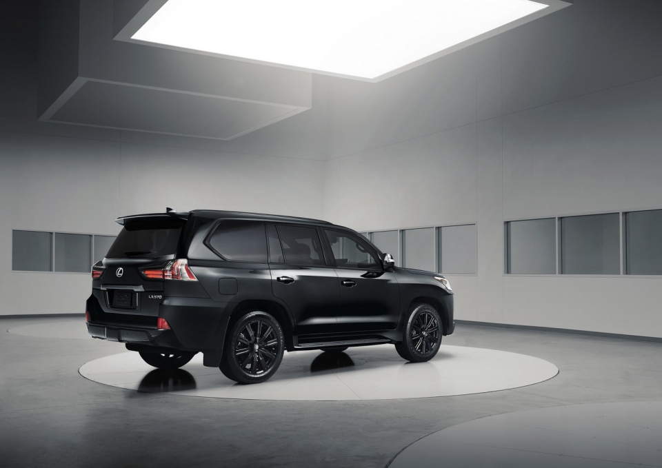 Lexus LX570 Inspire Series bản đặc biệt giá 100 nghìn USD lexus lx570 inspire series co gia 100420 usd