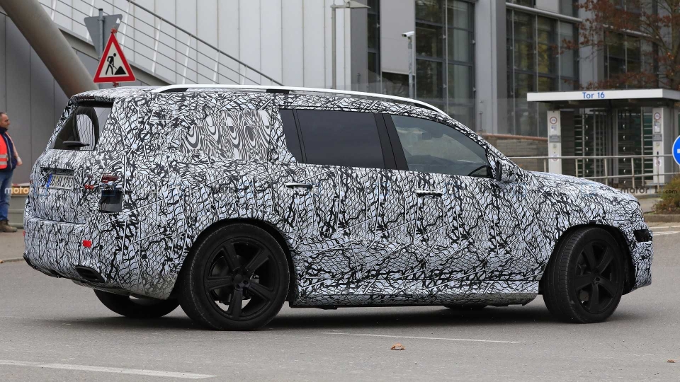 Mercedes-Maybach GLS chạy thử ở Đức bat gap mercedes maybach gls chay thu o duc
