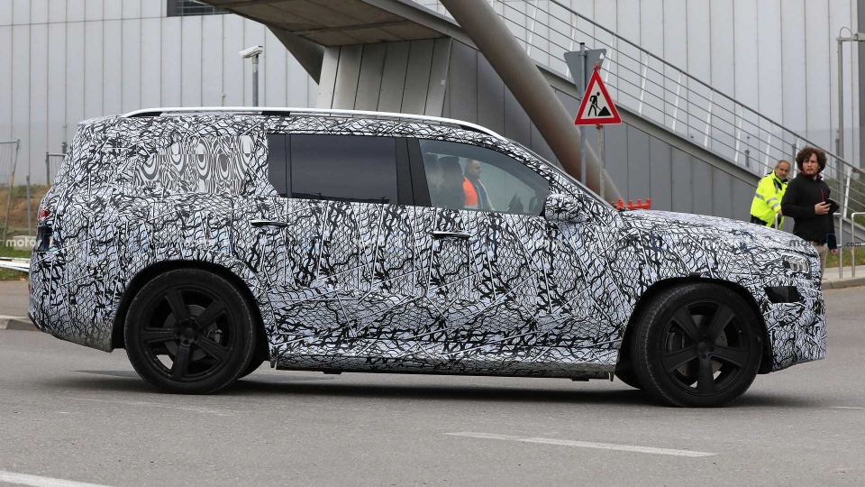 Mercedes-Maybach GLS chạy thử ở Đức bat gap mercedes maybach gls chay thu o duc