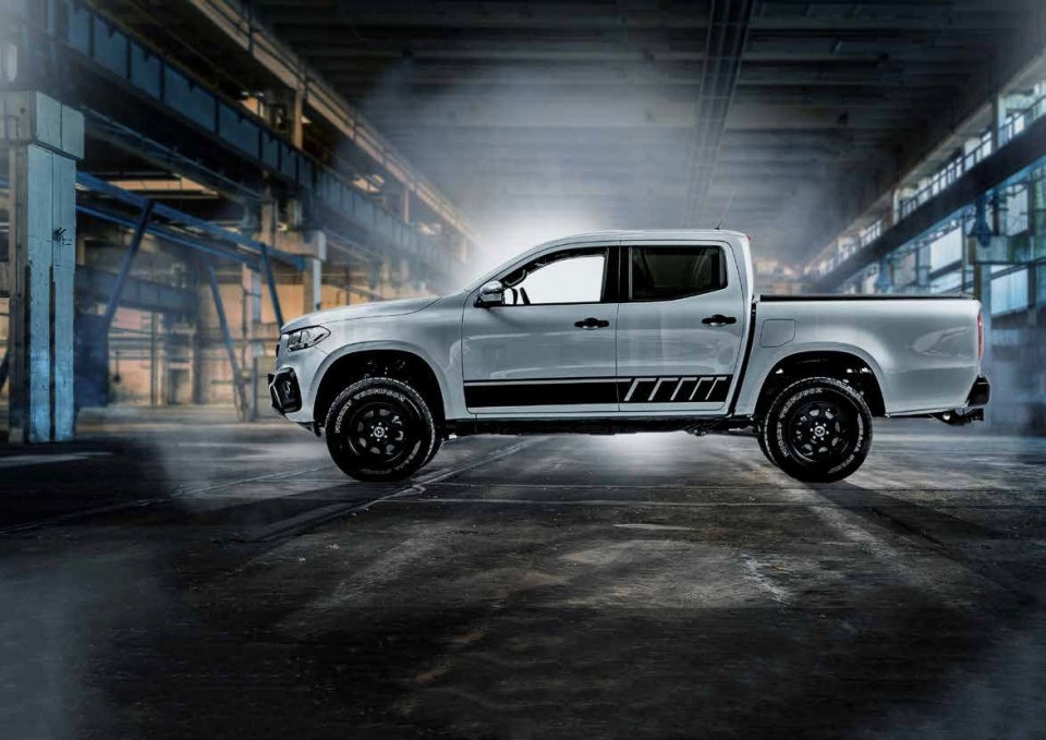 Ấn tượng với bán tải Mercedes-Benz X-Class "7 sắc cầu vồng" an tuong voi ban tai mercedes benz x class 7 sac cau vong