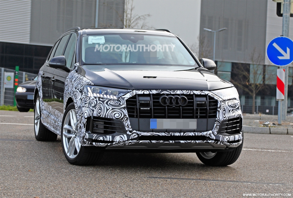 Bắt gặp Audi Q7 2021 trên đường chạy thử với nhiều thay đổi bat gap audi q7 2021 tren duong chay thu