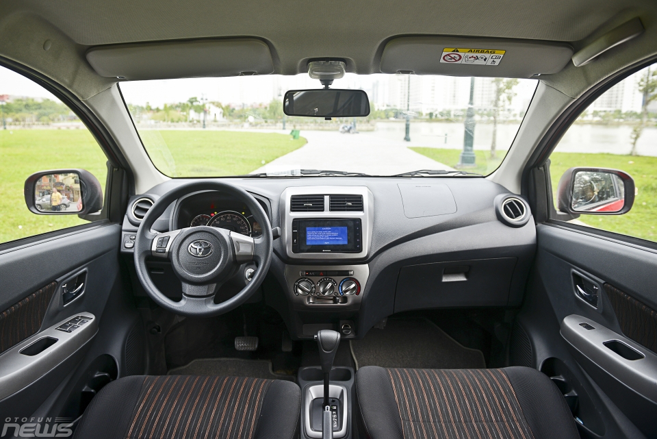 Tháng thứ hai liên tiếp doanh số Kia Morning vượt Toyota Wigo dẫn đầu phân khúc thang thu hai lien tiep doanh so kia morning vuot toyota wigo