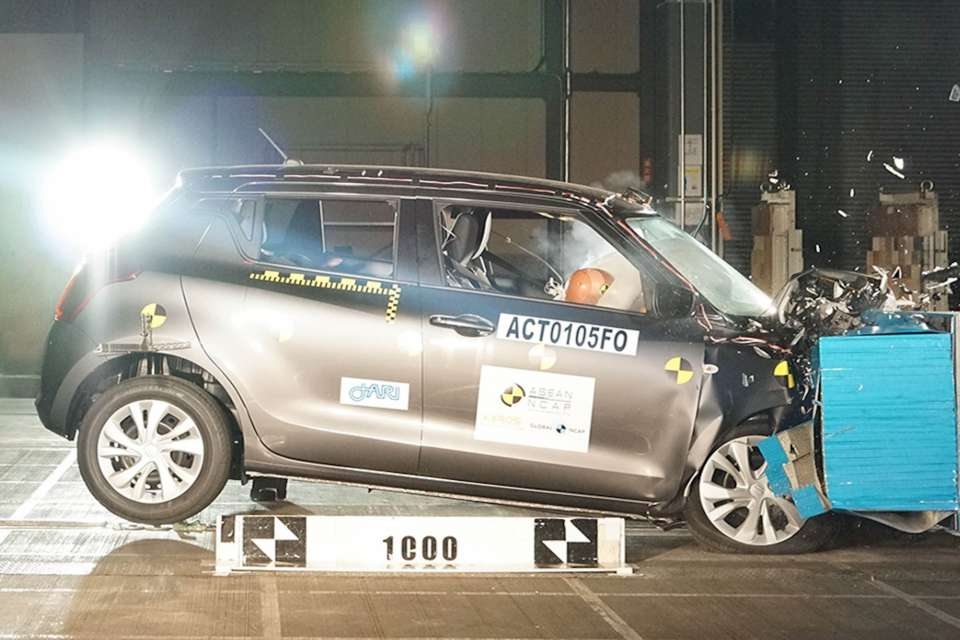 Suzuki Swift 2018 đạt 4 sao trong kiểm tra an toàn của ASEAN NCAP suzuki swift 2018 dat 4 sao trong kiem tra an toan cua asean ncap