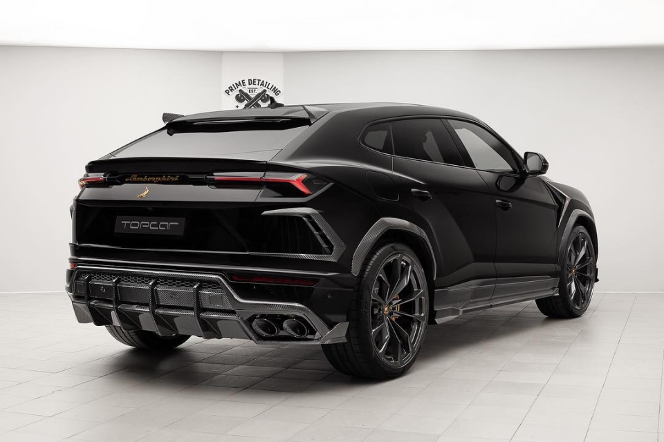 SUV Lamborghini Urus "diện" bodykit carbon trị giá gần 40.000 USD suv lamborghini urus dien bodykit carbon tri gia gan 40000 usd