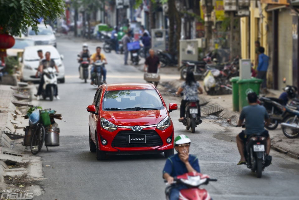 Dòng xe cỡ nhỏ như VinFast Fadil & Honda Brio sẽ làm thị trường sôi động hơn honda brio vinfast fadil va cuoc canh tranh song con o phan khuc xe co nho