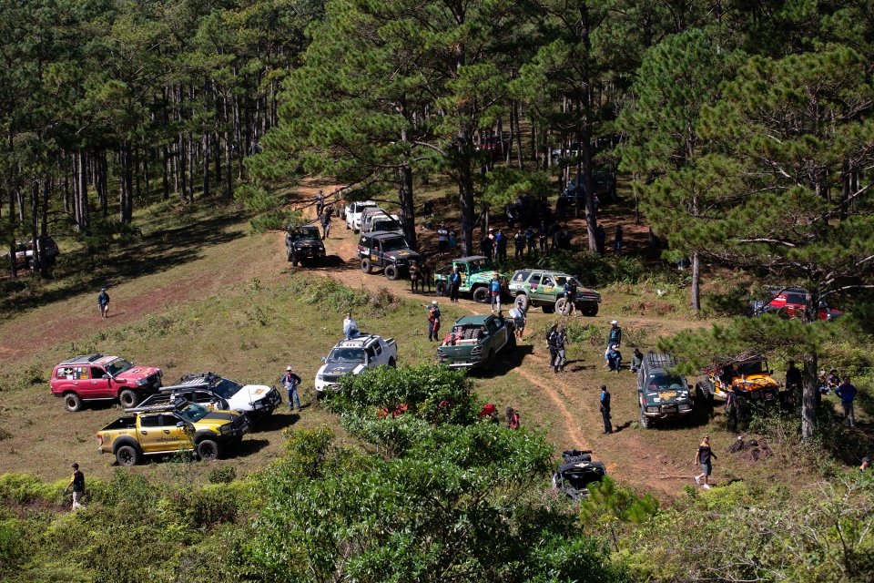 khac nghiet giai dua xe dia hinh laan challenge the mountain 2018
