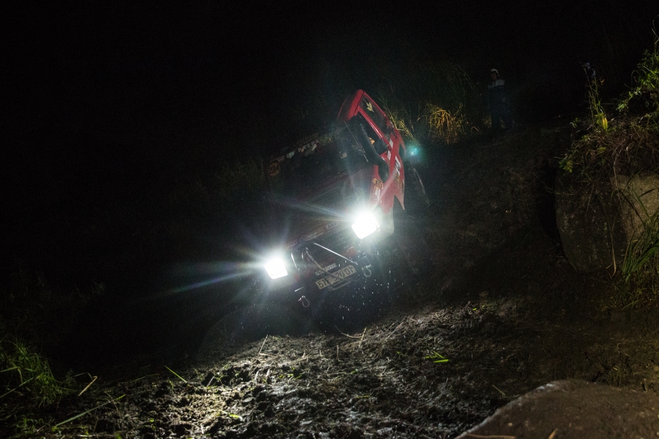khac nghiet giai dua xe dia hinh laan challenge the mountain 2018