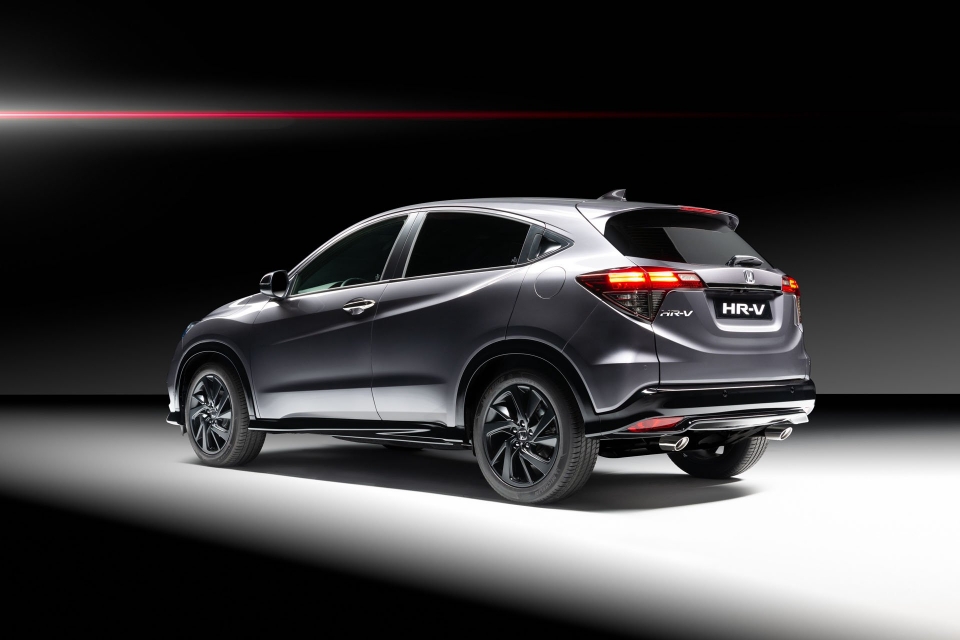 Honda HR-V Sport động cơ tăng áp 1.5L ra mắt honda gioi thieu hr v sport voi dong co tang ap 15l