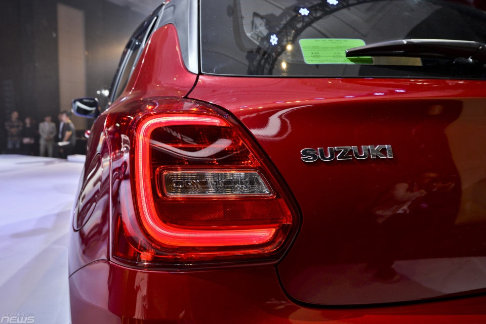 suzuki swift 2018 co gi hay