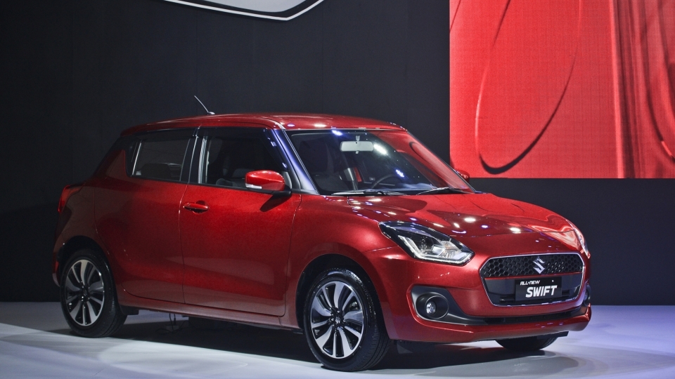 Suzuki Swift bất ngờ bán chạy hơn Honda Jazz và Mazda 2