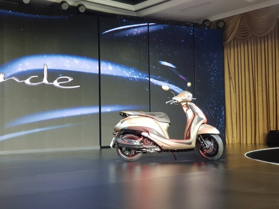 Yamaha Grande mới ra mắt, thêm nhiều tính năng, chưa chịu công bố giá yamaha grande moi ra mat them nhieu tinh nang chua chiu cong bo gia