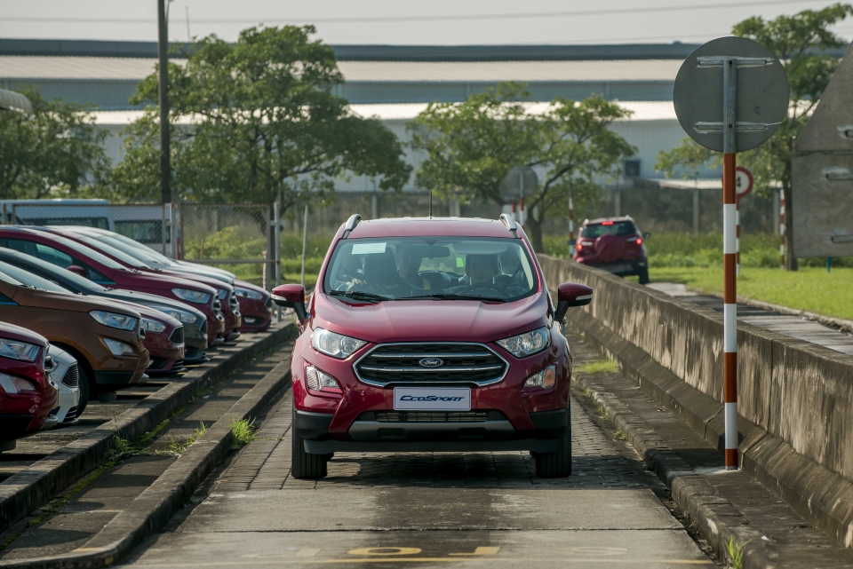 Hyundai Kona tiếp tục đứng đầu phân khúc tháng thứ hai liên tiếp hyundai kona tiep tuc dung dau phan khuc suv do thi co nho thang thu hai lien tiep