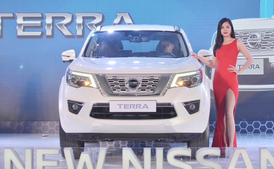 Nissan Terra ra mắt khách hàng Việt, giá từ 988 triệu đồng nissan terra ra mat khach hang viet gia tu 998 trieu dong