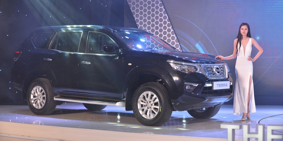 Nissan Terra ra mắt khách hàng Việt, giá từ 988 triệu đồng nissan terra ra mat khach hang viet gia tu 998 trieu dong