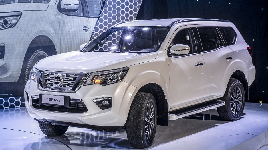 Soi chi tiết Nissan Terra bản cao nhất giá 1 tỷ 226 triệu, đối thủ Toyota Fortuner